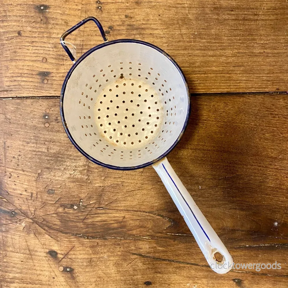 Vintage Belgian Enamel Colander – Blue & White Vintage Belgian Enamel Colander – Blue & White