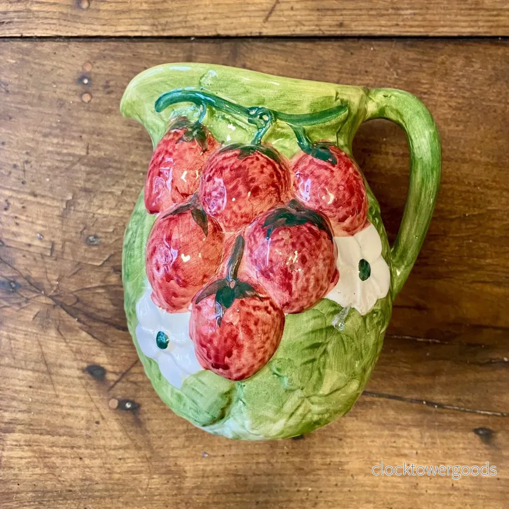 Vintage Strawberry Majolica Pitcher – 18 cm - Bild 2