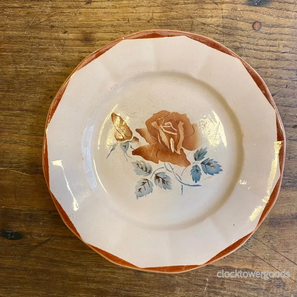 Vintage Digoin Sarreguemines Dinner Plate – Terracotta Rose Vintage Digoin Sarreguemines Dinner Plate – Terracotta Rose