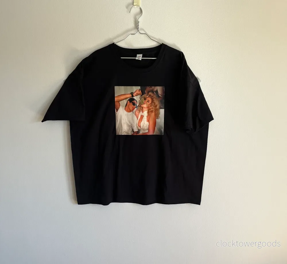 Dogge x Anna Nicole Smith tee – BLK Dogge x Anna Nicole Smith tee – BLK