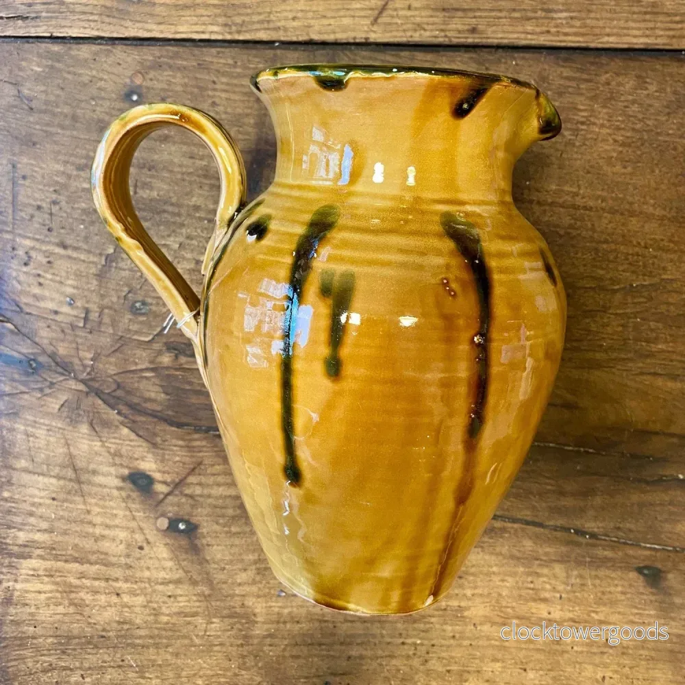 Vintage French Glazed Terracotta Pitcher – Yellow & Green – 22 cm Vintage French Glazed Terracotta Pitcher – Yellow & Green – 22 cm