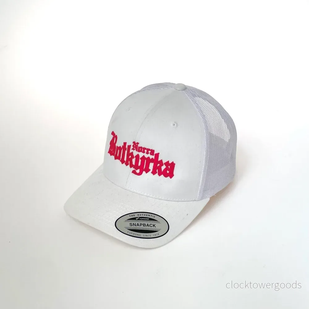 Norra Botkyrka Snapback – White/Pink