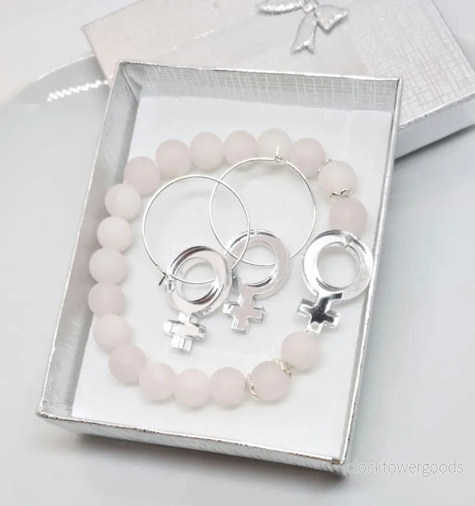Silvervenus med frostad Rosenkvarts Silvervenus med frostad Rosenkvarts