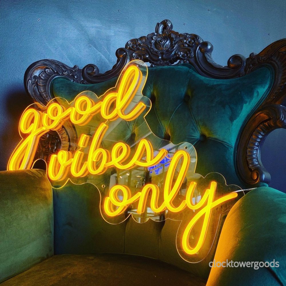 "good vibes only" Led neonskylt. 83x54 cm. - Bild 2