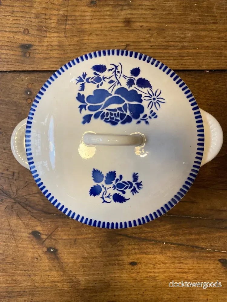 Vintage KG Lunéville Lidded Tureen – Blue Floral Vintage KG Lunéville Lidded Tureen – Blue Floral