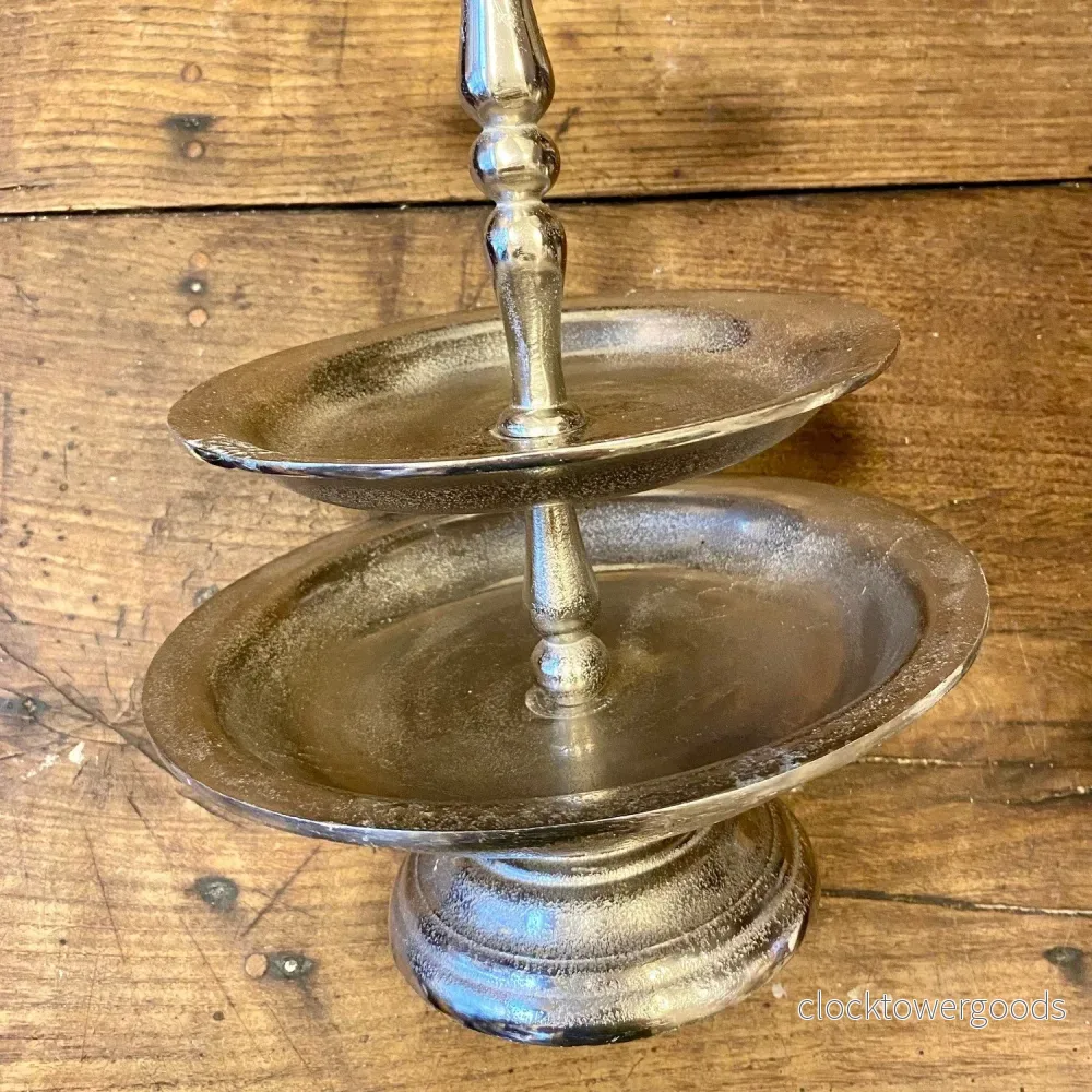 Vintage Three-Tier Serving Stand - Bild 3