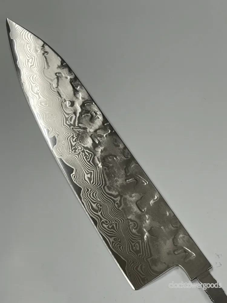 Kockkniv 200mm VG-10 Polerad Brute de forge Damaskus - Bild 3