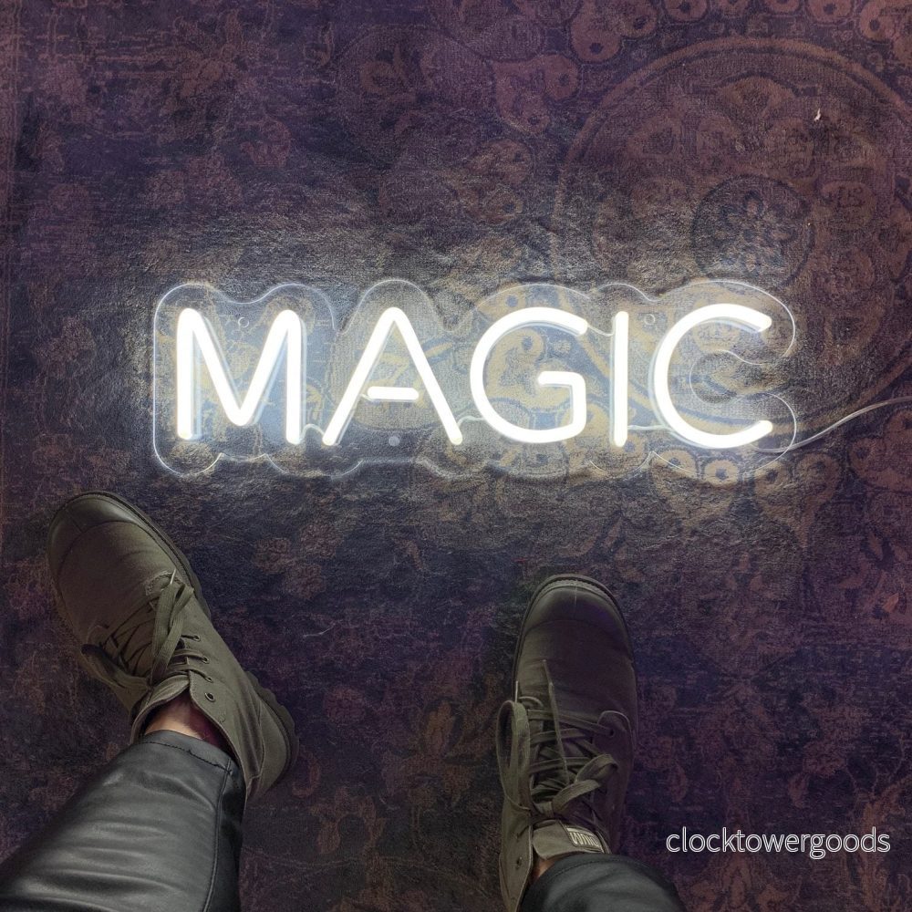 ”MAGIC” 56x17cm. LED NEONSKYLT. ”MAGIC” 56x17cm. LED NEONSKYLT.