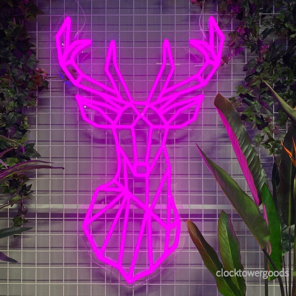 ”RainDeer” Led neonskylt. Hot Pink. ”RainDeer” Led neonskylt. Hot Pink.